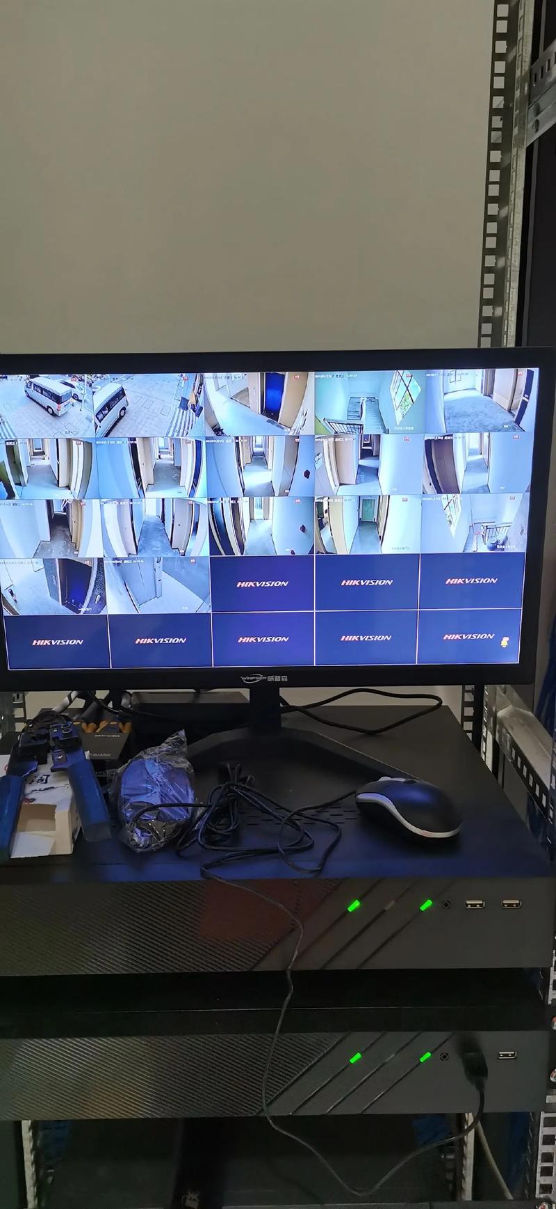 智能化弱電工程 酒店監(jiān)控、無線網(wǎng)絡(luò)與程控集團(tuán)電話安裝調(diào)試完工